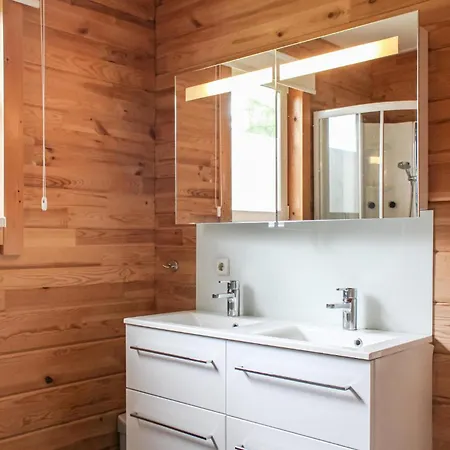 Lovely In With House Sea View