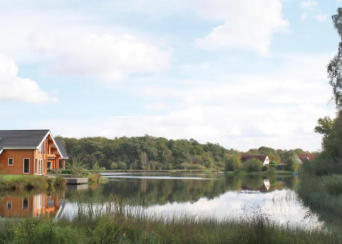 Dom wakacyjny Lovely In With House Sea View