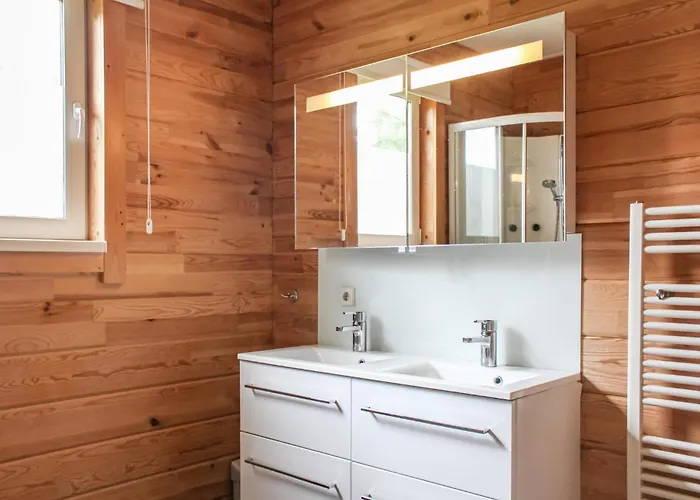 Lovely In With House Sea View