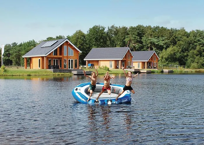 펜션 Lovely In With House Sea View